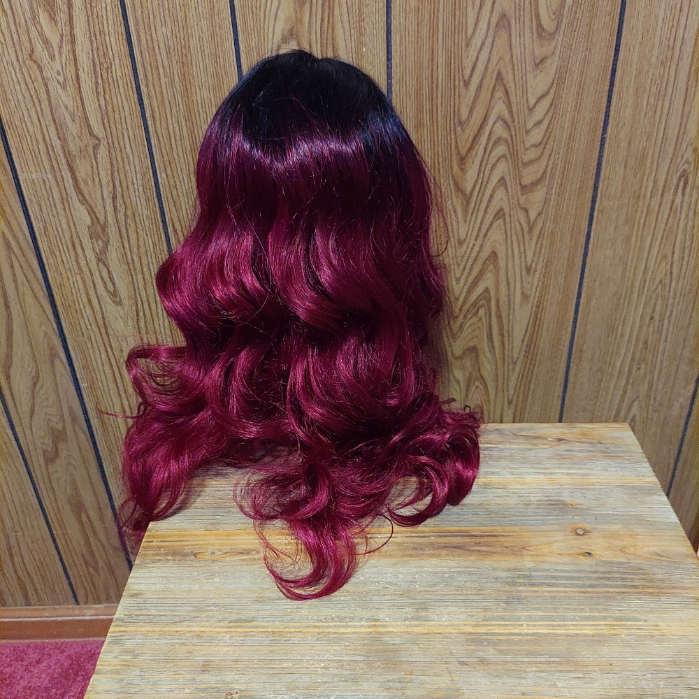 Wig - Picture 3 of 6